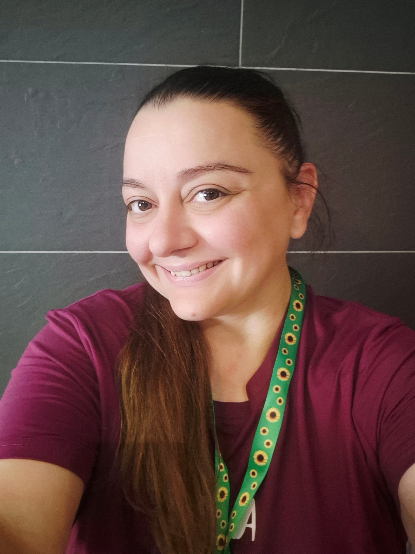 Portrait of Luna, founder of Luna Business Support